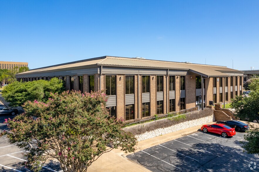 More Photos Of 7715 Chevy Chase Dr, Austin Office For Sale