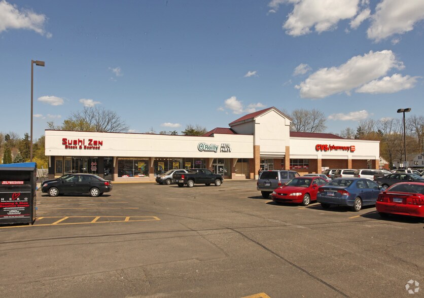 More Photos Of 106-114 W Grand River Ave, Brighton Freestanding For Lease