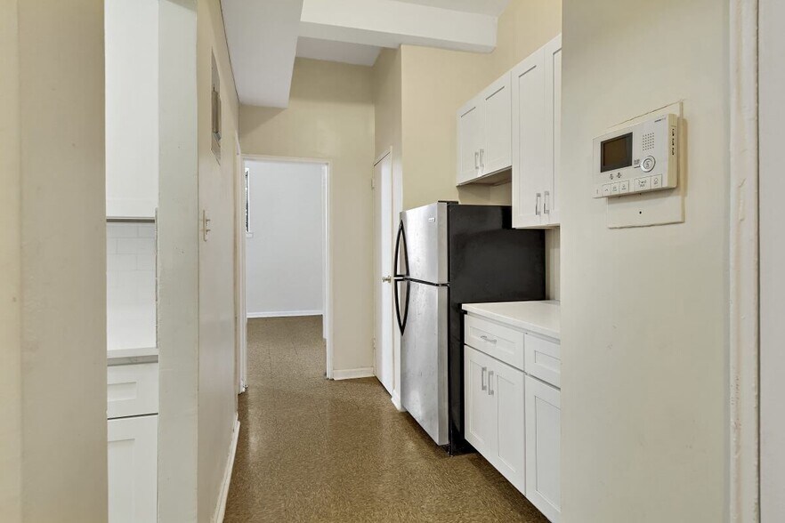 More Photos Of 407 Beach 20th St, Far Rockaway Apartments For Sale