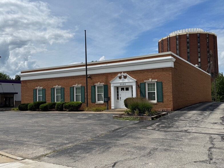 Primary Photo Of 2680 State Rd, Cuyahoga Falls Office For Sale