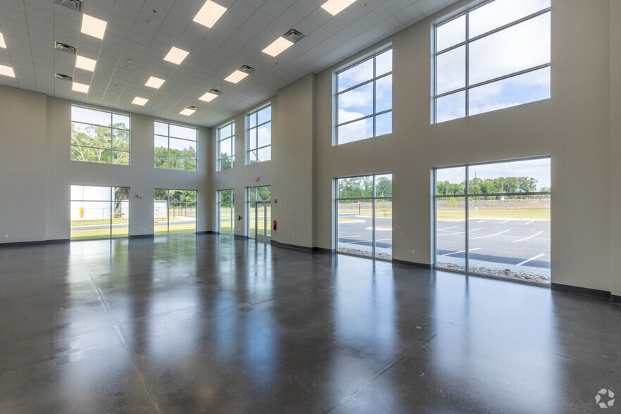More Photos Of 134 Long Rd, Williamston Distribution For Sale