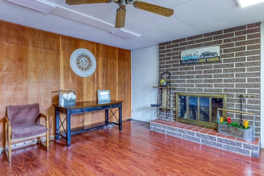 More Photos Of 3816 Pioneer Trl, South Lake Tahoe Office For Sale