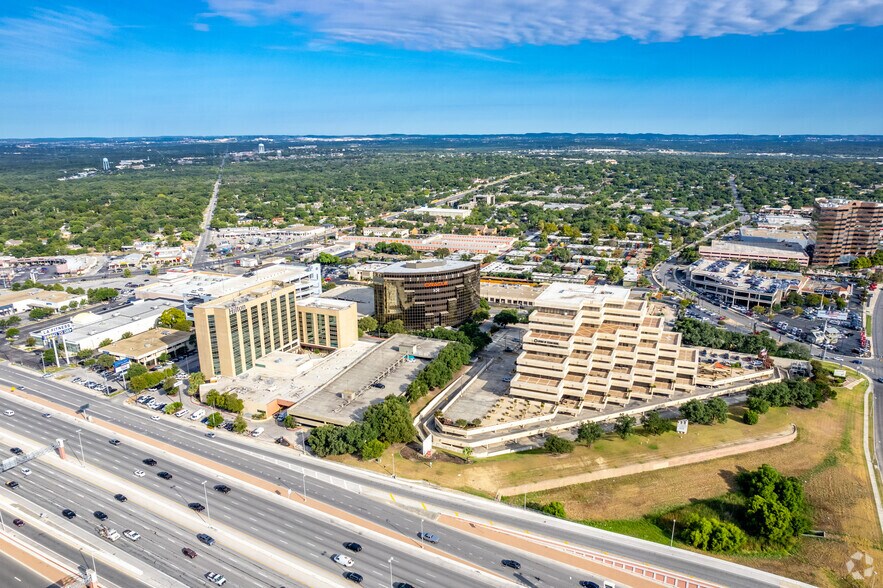 More Photos Of 613 NW Loop 410, San Antonio Office For Lease