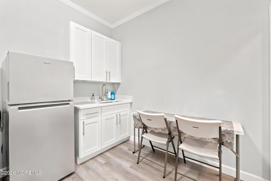 More Photos Of 913 Sewall Ave, Asbury Park Office For Sale