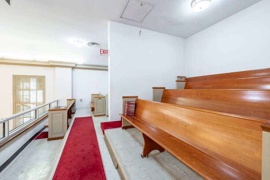 More Photos Of 7740 Cherokee Rd, Richmond Religious Facility For Sale