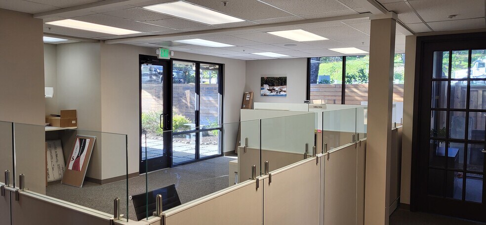 More Photos Of 26135 Carmel Rancho Blvd, Carmel General Retail For Lease