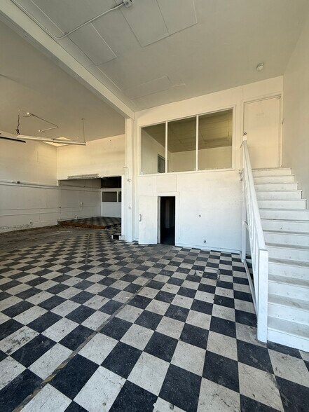 More Photos Of 616 S Amphlett Blvd, San Mateo Auto Repair For Sale