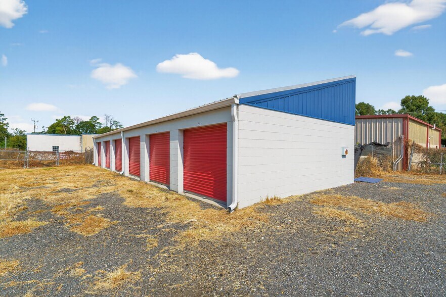 More Photos Of 13396 76th St, Live Oak Self Storage For Sale