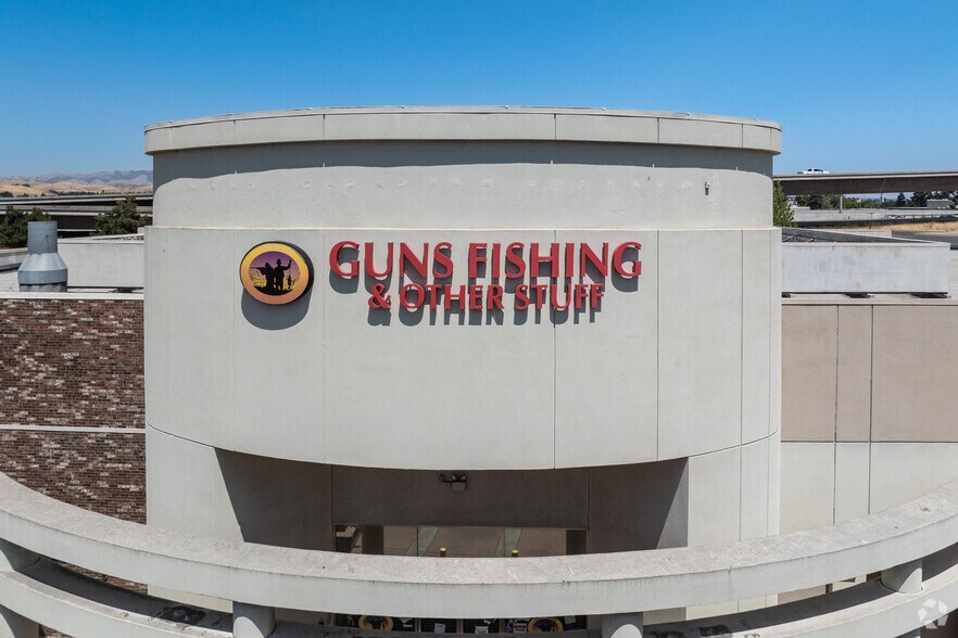 More Photos Of 6705 Amador Plaza Rd, Dublin Freestanding For Lease