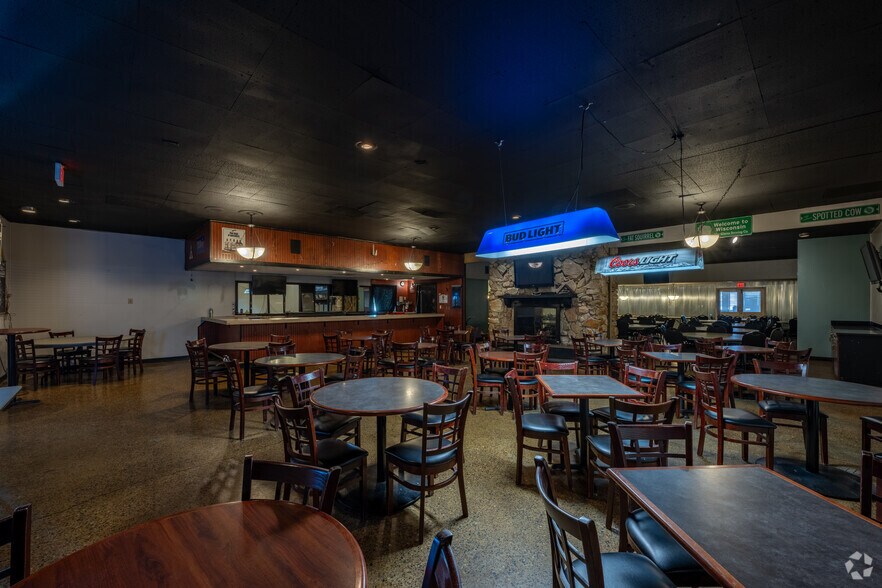 More Photos Of 101 Sky Harbour Dr, La Crosse Hotel For Sale