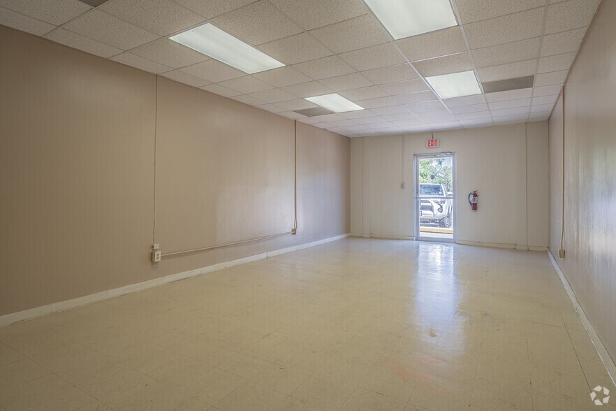 More Photos Of 322 Laurel St, La Marque Freestanding For Sale