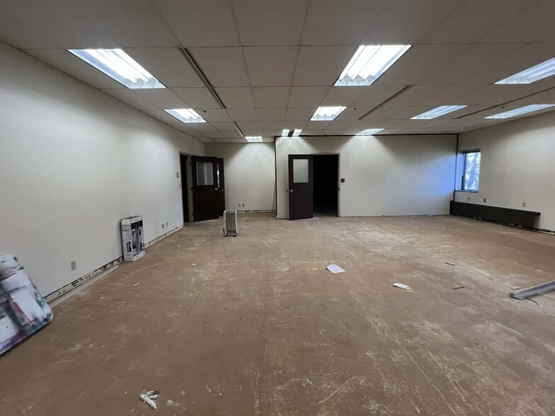 More Photos Of 2533-2541 Rulon White Blvd, Ogden Manufacturing For Lease