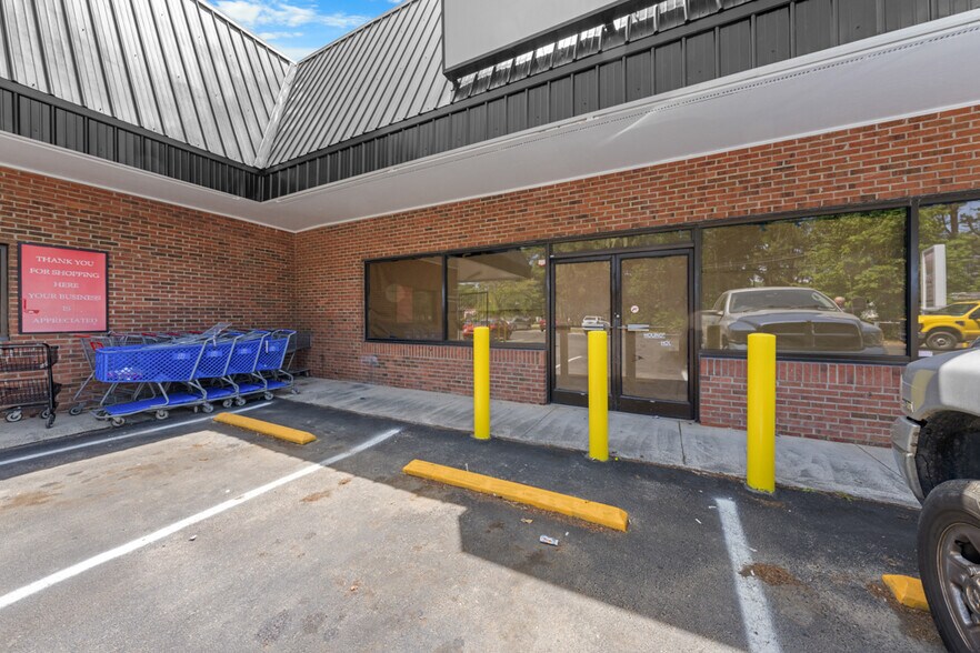 More Photos Of 4701-4707 Hillsborough Rd, Durham General Retail For Lease