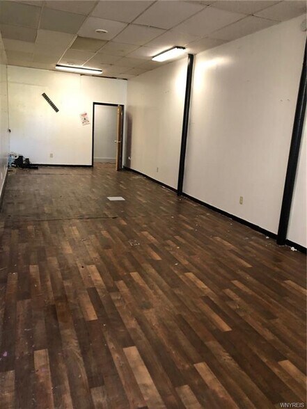 More Photos Of 2637 Main St, Buffalo Freestanding For Sale