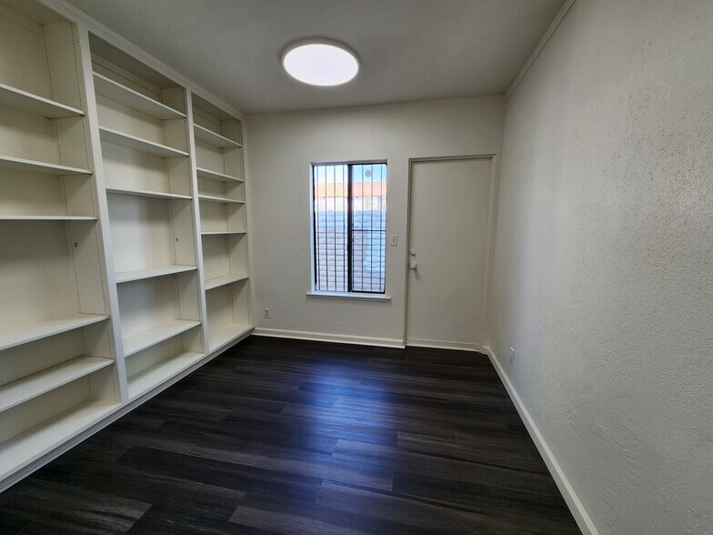 More Photos Of 3230 Waring Ct, Oceanside Medical For Sale