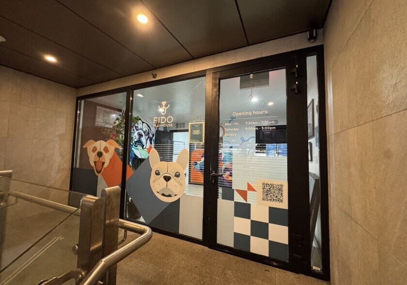 More Photos Of 975 Manhattan Ave, Brooklyn Storefront Retail Residential For Sale