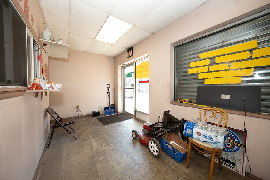 More Photos Of 239-241 N 61st St, Philadelphia Auto Repair For Sale