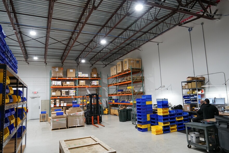 More Photos Of 1432 E Newport Center Dr, Deerfield Beach Warehouse For Sale