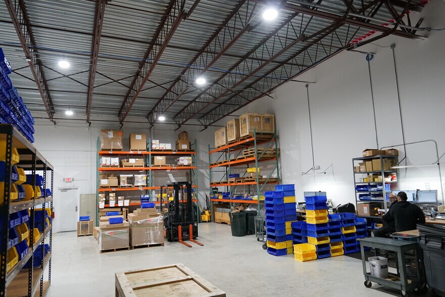 More Photos Of 1432 E Newport Center Dr, Deerfield Beach Warehouse For Sale