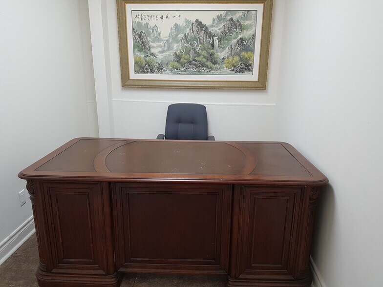 More Photos Of 1270 Finch Ave W, Toronto General Retail For Lease