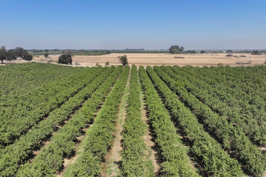 More Photos Of 3603 9 1/2 Avenue, Hanford Land For Sale