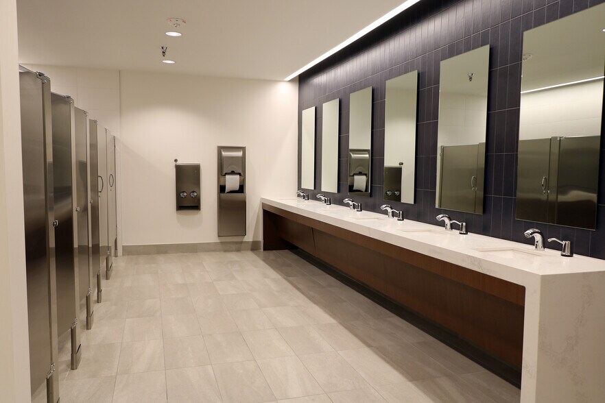 More Photos Of 1301 E Collins Blvd, Richardson Office For Lease