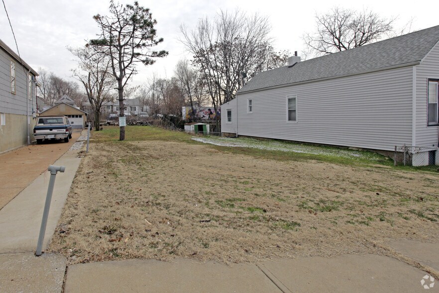 More Photos Of 1328 Pierce Ave, Saint Louis Land For Sale