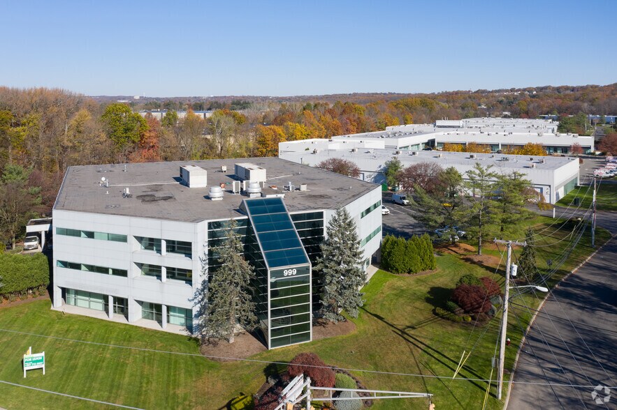 More Photos Of 999 Riverview Dr, Totowa Coworking Space