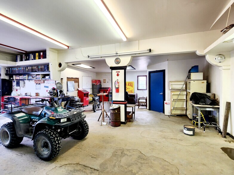 More Photos Of 1430 Thorpe, Dona Ana Manufacturing For Lease