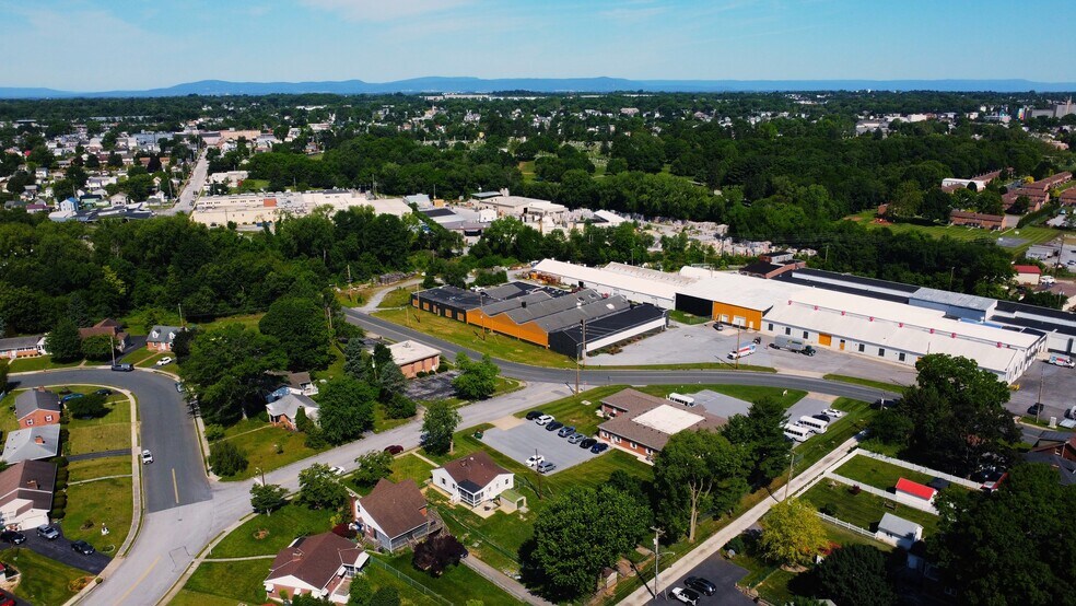 More Photos Of 700 E 1st St, Hagerstown Warehouse For Lease