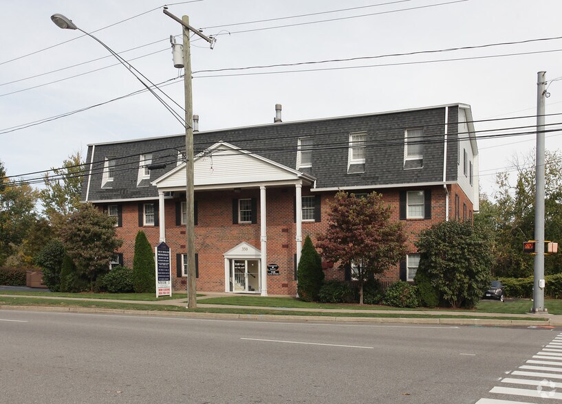 Primary Photo Of 344-350 Silas Deane Hwy, Wethersfield Medical For Lease