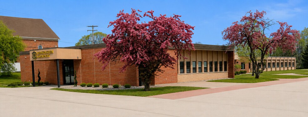 More Photos Of 3542 Finger Rd, Green Bay Specialty For Lease