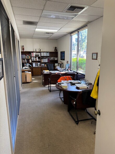 More Photos Of 4616 Mission Gorge Pl, San Diego Office For Sale