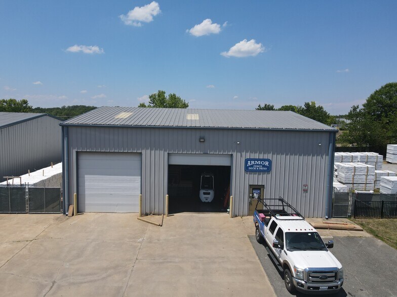 More Photos Of 28 Perchwood Dr, Fredericksburg Warehouse For Lease