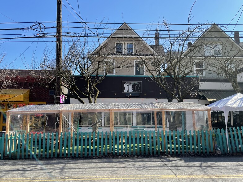 More Photos Of 716-718 NW 21st Ave, Portland Storefront For Sale