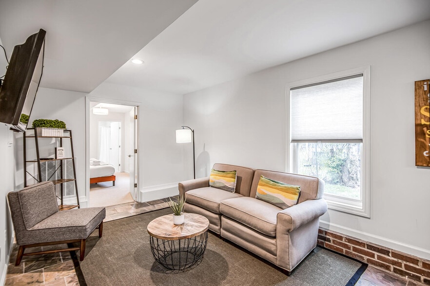 More Photos Of 2809 Azalea Pl, Nashville Loft Creative Space For Sale