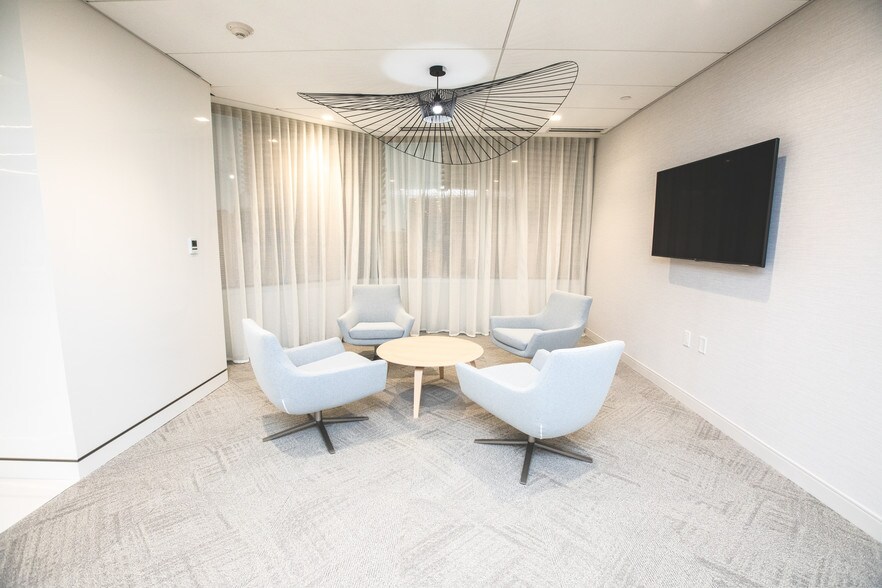 More Photos Of 1221 Brickell Ave, Miami Office For Lease