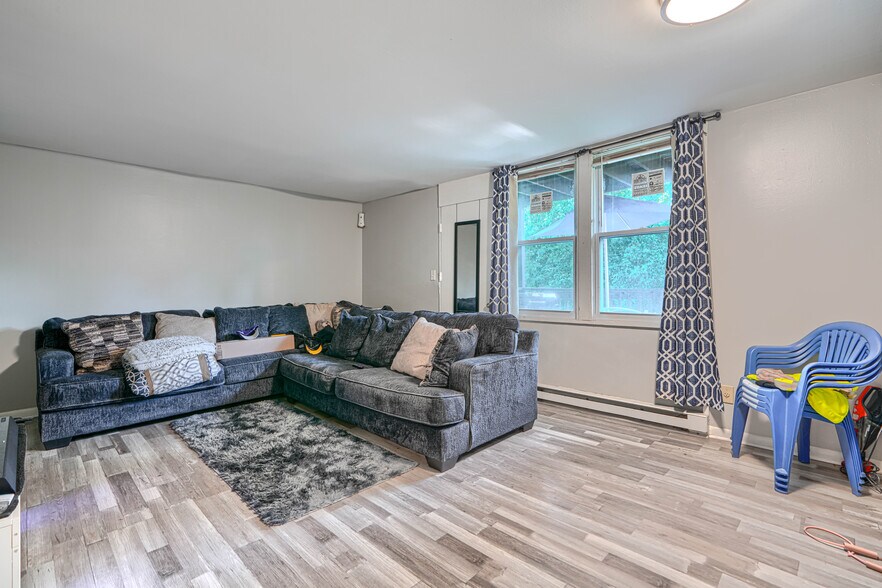 More Photos Of 5461 Cedonia Ave, Baltimore Apartments For Sale