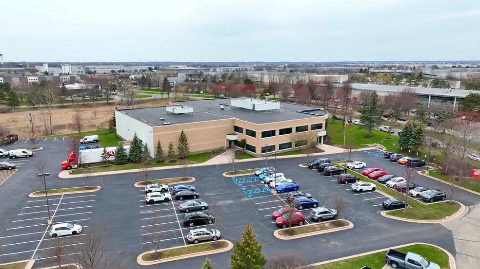 Primary Photo Of 5030 Corporate Exchange Blvd SE, Grand Rapids Coworking Space