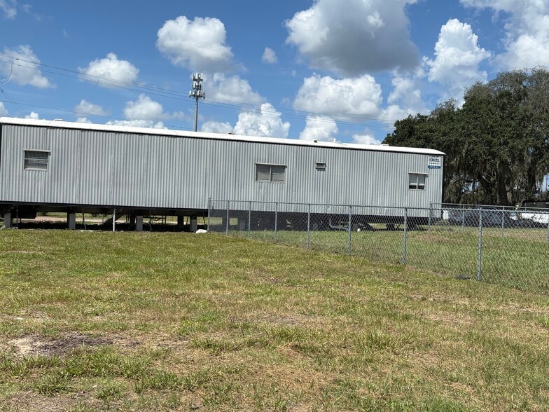 More Photos Of 5305 hwy 640, Lithia Land For Lease