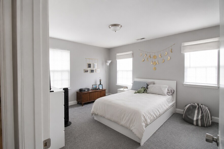More Photos Of , Norfolk Multifamily For Sale