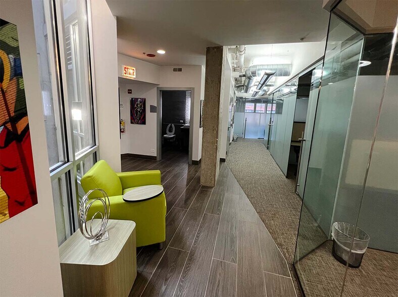 More Photos Of 116 W Hubbard St, Chicago Coworking Space