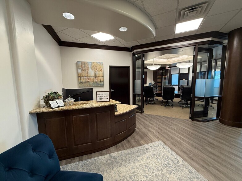 More Photos Of 233 S Pleasant Grove Blvd, Pleasant Grove Office For Sale