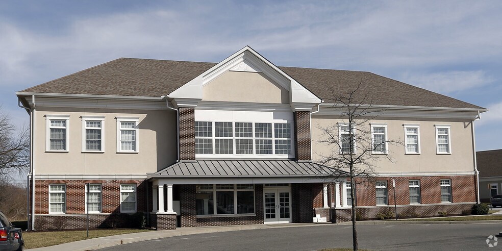 More Photos Of 222 Carter Dr, Middletown Medical For Sale