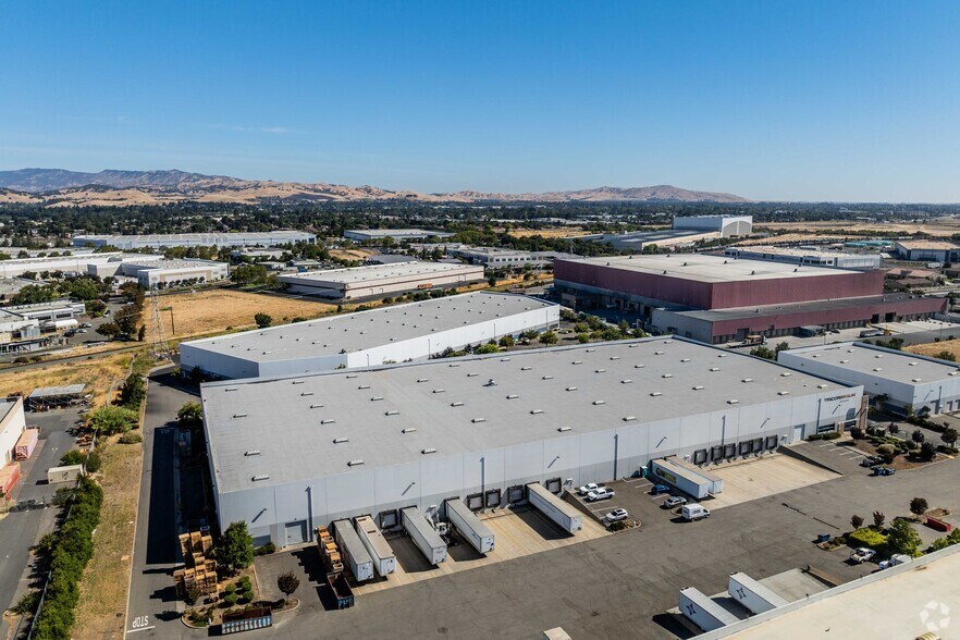 Primary Photo Of 2280 Cordelia Rd, Fairfield Distribution For Lease