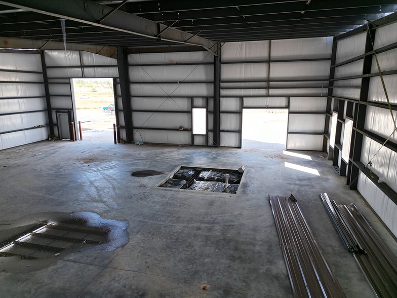 More Photos Of 4711 E Richey Rd, Humble Warehouse For Sale