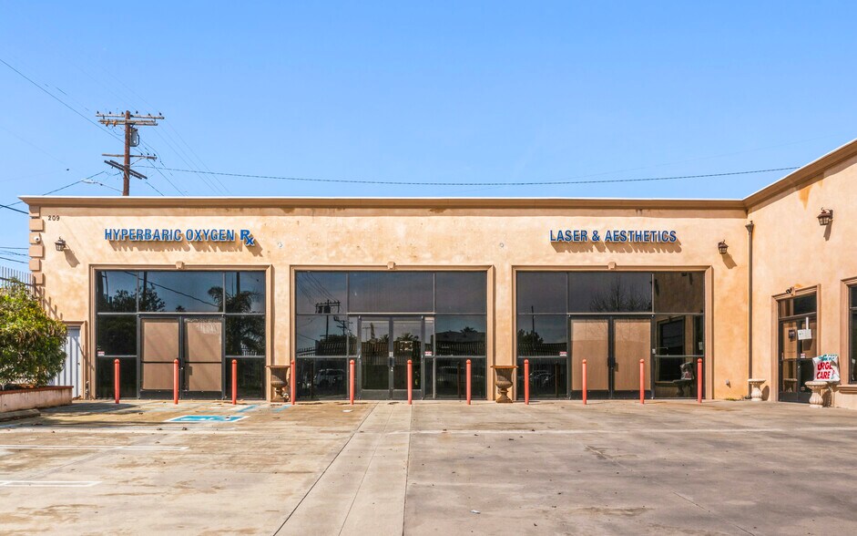 More Photos Of 209 N Pacific Ave, San Pedro Medical For Sale