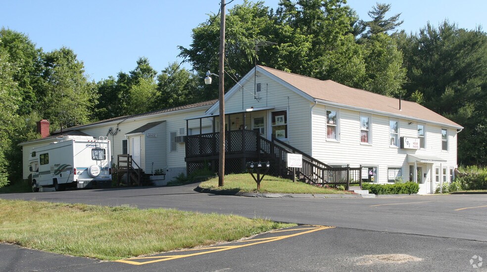 Primary Photo Of 1049 Tiogue Ave, Coventry Showroom For Lease