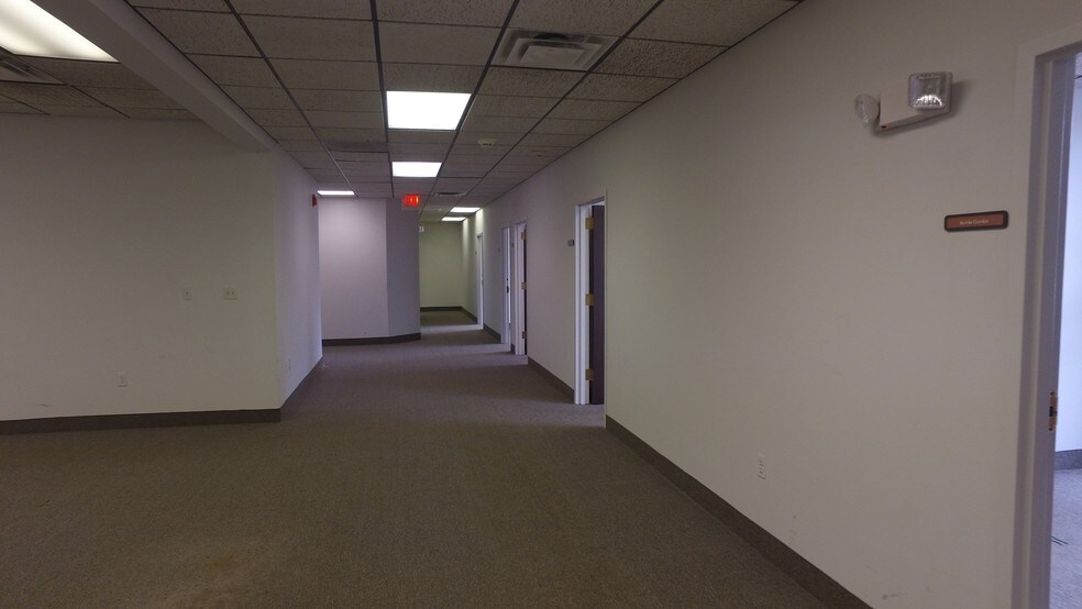 More Photos Of 111 Howard Blvd, Mount Arlington Office For Lease