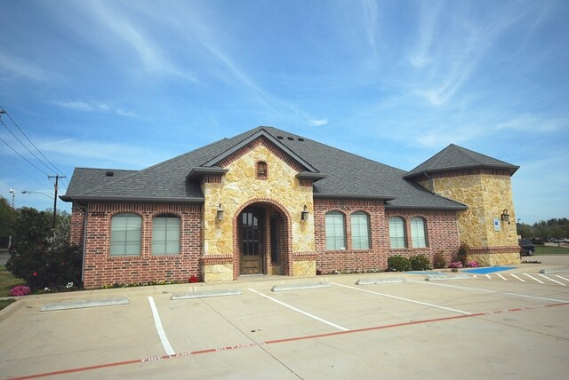 More Photos Of 2301 Mustang Dr, Grapevine Office For Lease